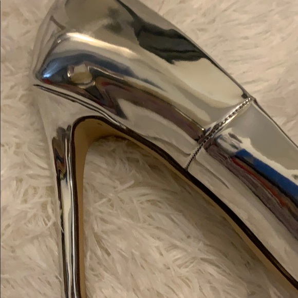 Call It Spring metallic silver size 9 - Picture 6 of 12